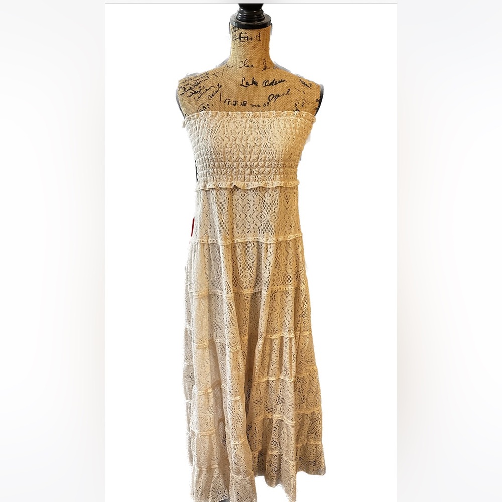 Milky white lace dress size L